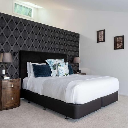 קווינסטאון Papillon, A Relax It'S Done Luxury Holiday Home מראה חיצוני תמונה
